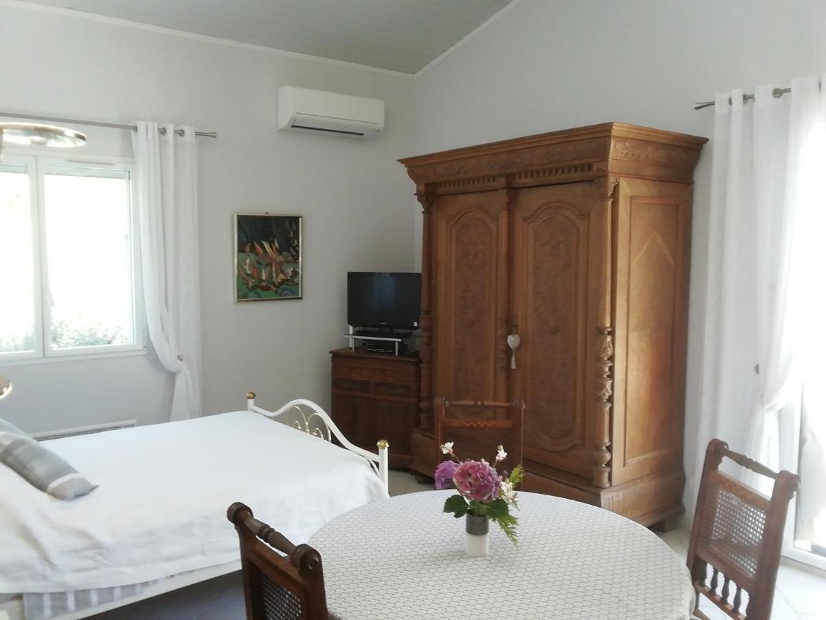 Le Quatorze Apartment Laroque-des-Alberes Bagian luar foto